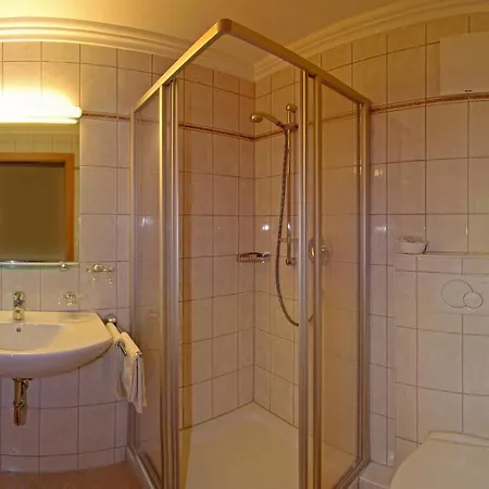 Sonnleit'n Guest house 3*