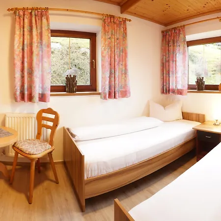 Sonnleit'n Affittacamere 3*