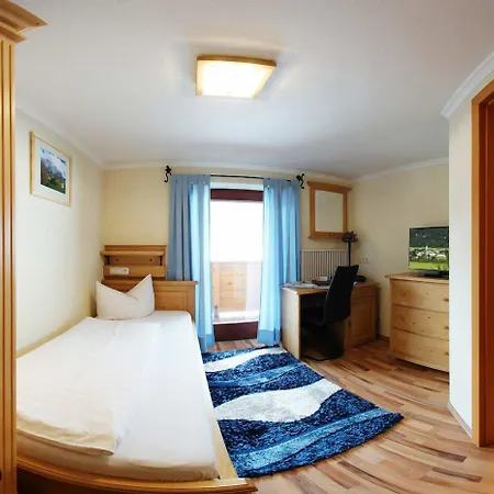 Guest house Sonnleit'n 3*