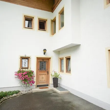 Guest house Sonnleit'n 3*
