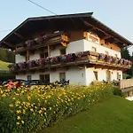 Gasthuis Sonnleit'n Kirchdorf in Tirol