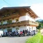 Sonnleit'n Gasthuis Kirchdorf in Tirol